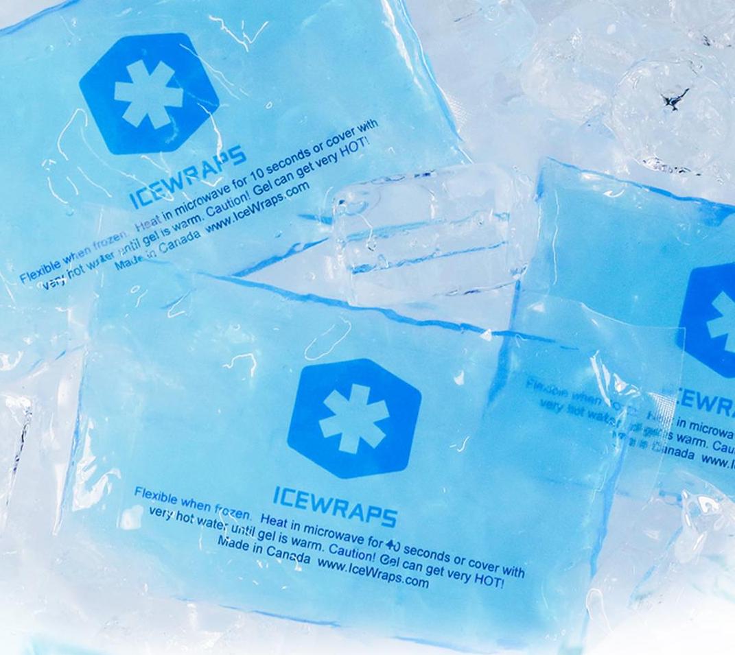 Forre su recipiente con bolsas de hielo congeladas 8 formas de evitar que el hielo se derrita | bayas de cerebro